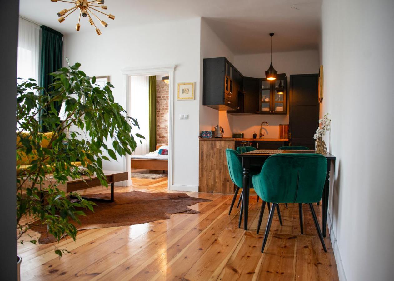 ChełmKlimatyczny Apartament Art Decoアパートメント エクステリア 写真